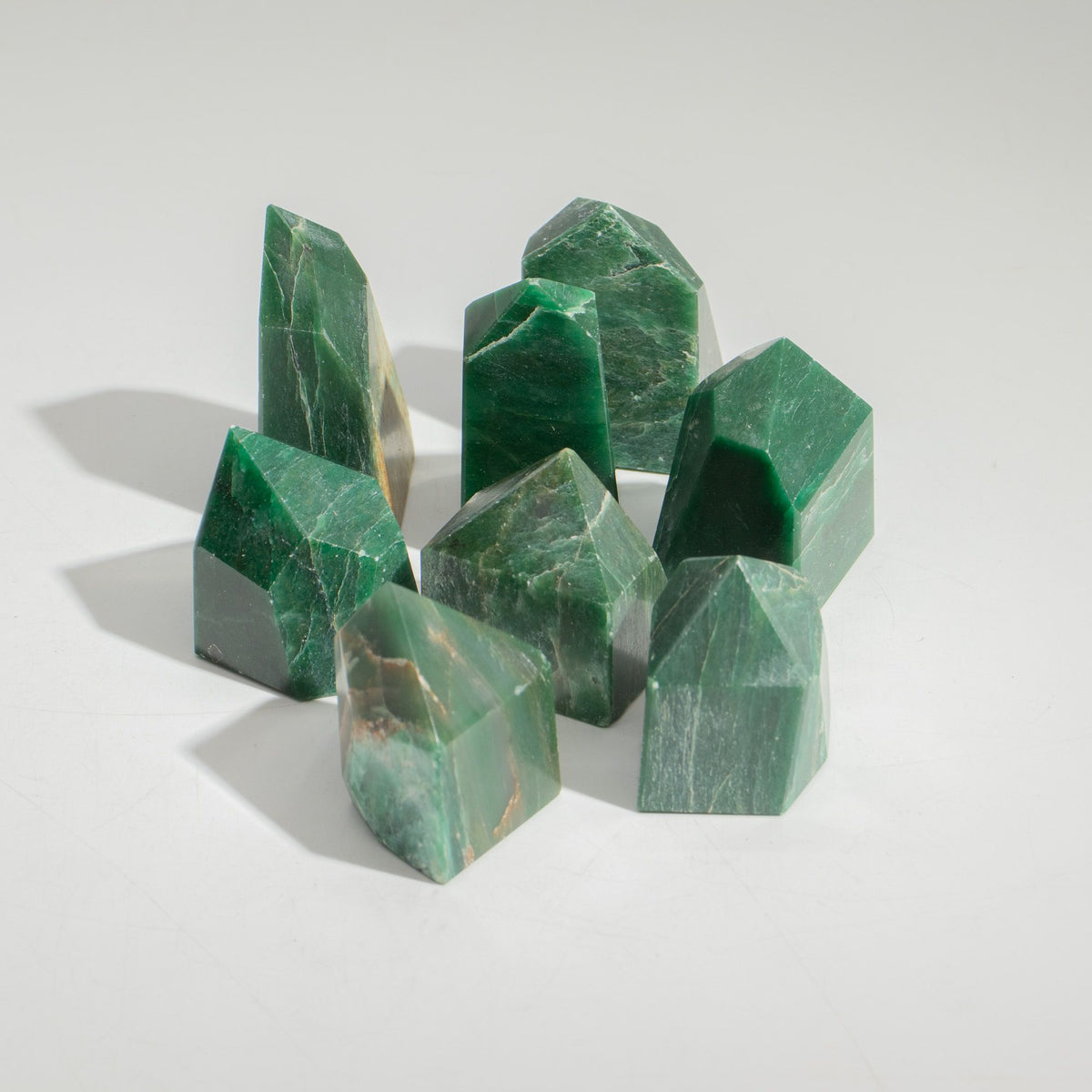Gemstone Points approx 6cm (0.5KG) - Indian Jade (approx 8 pieces)