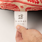 Care label showing the bed's outer and filling