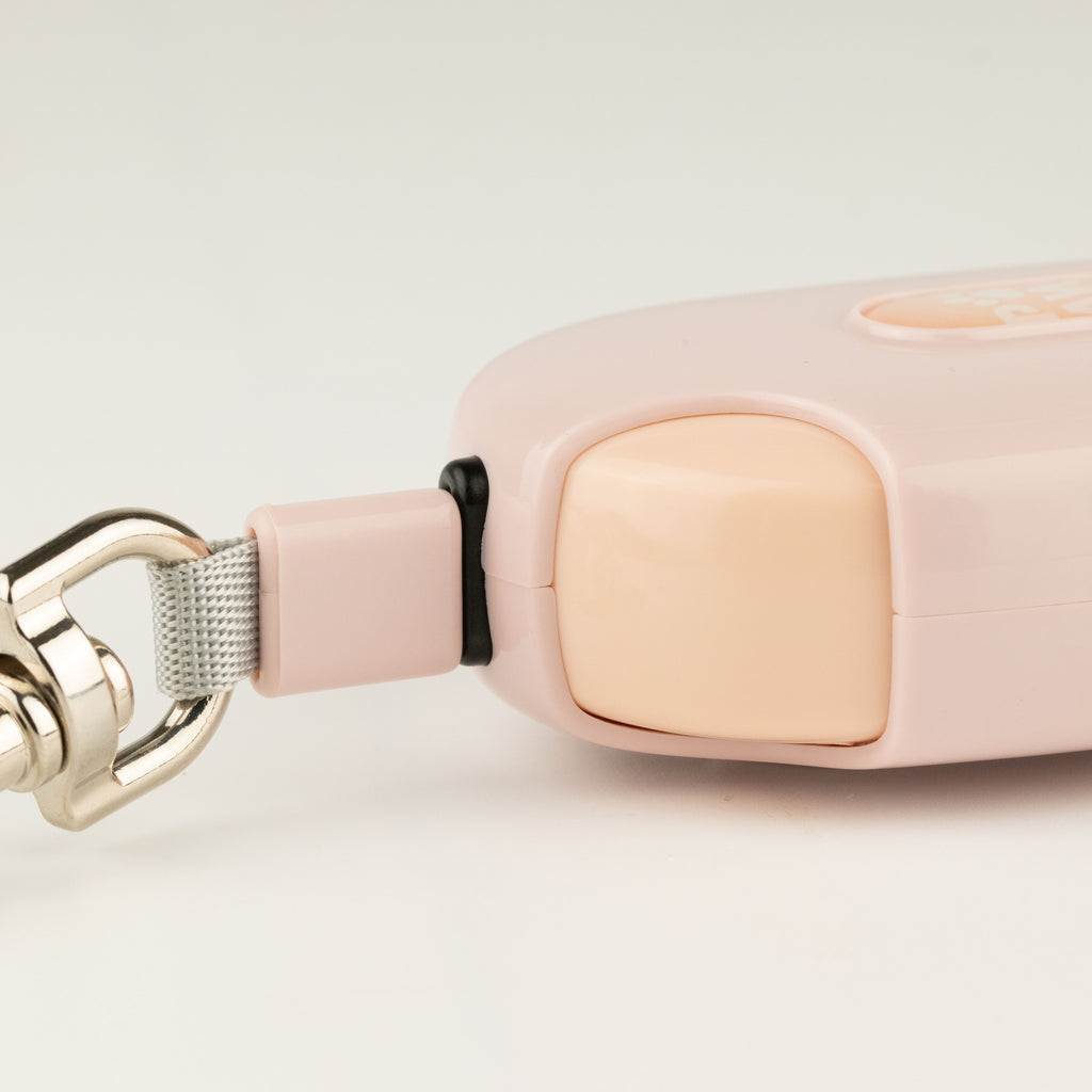 Close-up of the casing button and metal clip