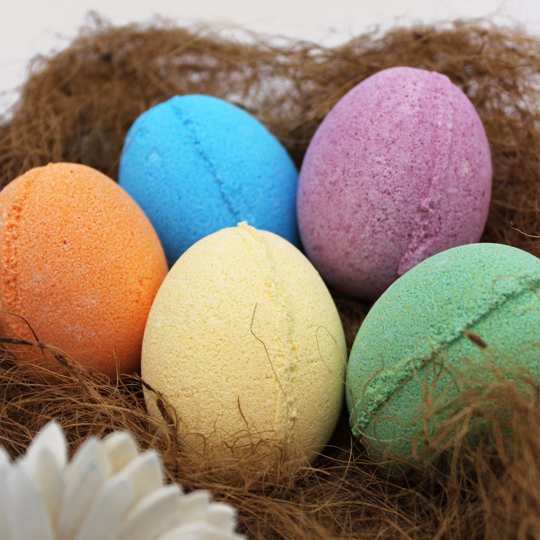 6 Bath Eggs in a Tray, Tangerine & Grapefruit, coloured eggs nestled in brown fibres