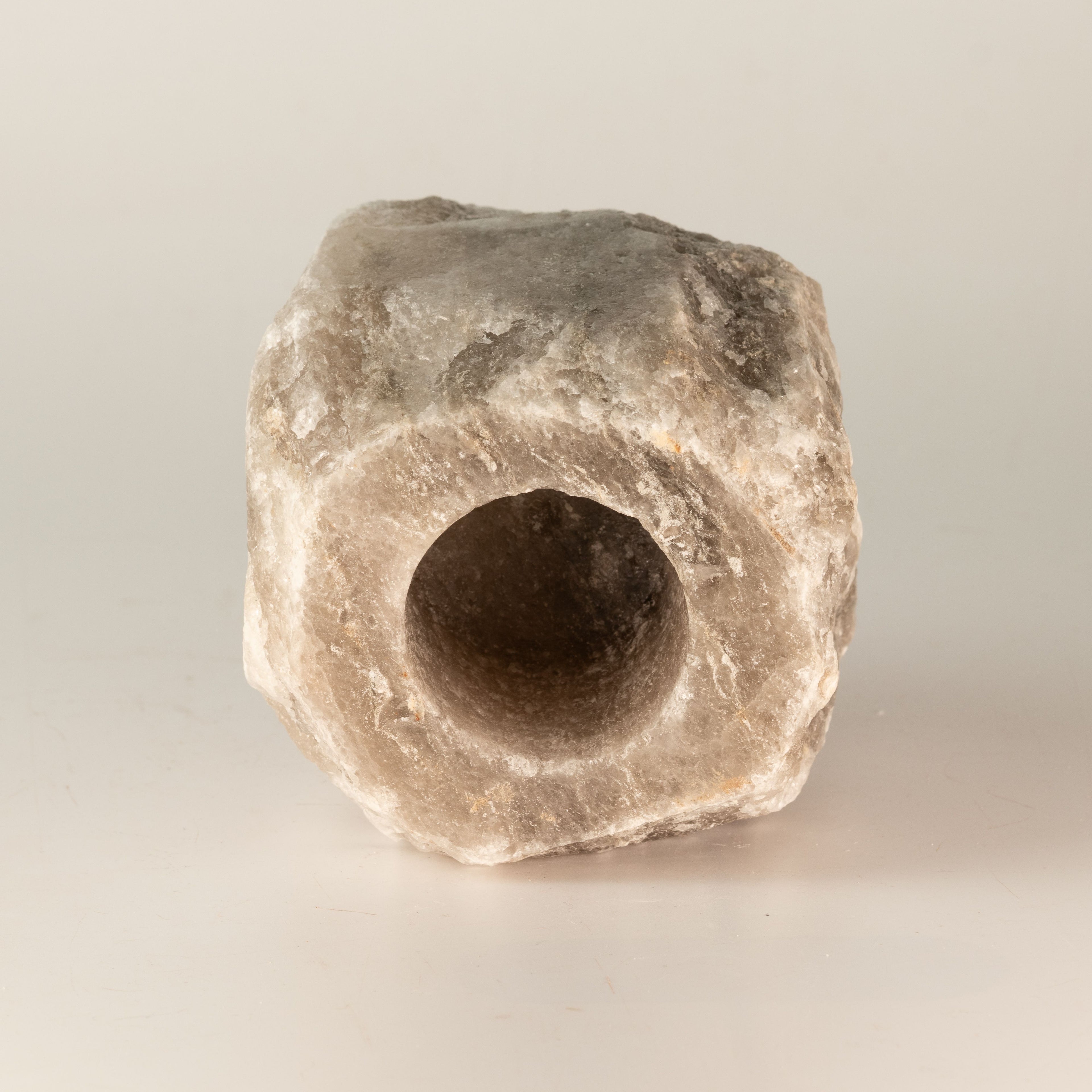 Grey Salt Candle Holder 600-800g